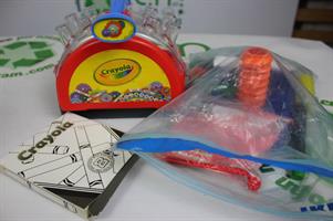 CRAYOLA MARKER MAKER 2 GIOCHI(CREARE COLORI)+ ACCESSORI